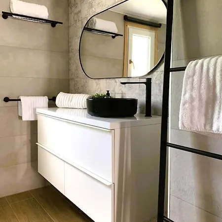 Casa Serenity Au Canal Avec Piscine Et Amarre Villa *