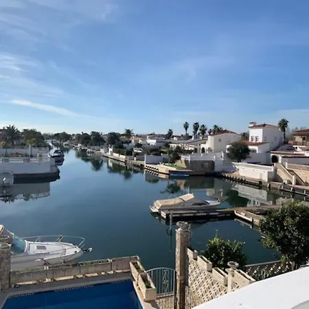 Casa Serenity Au Canal Avec Piscine Et Amarre Villa